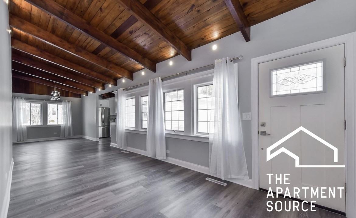 702 Hammerschmidt Ave - Photo 2 of 19