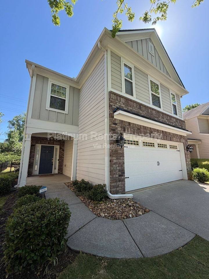 5555 Falls Landing Dr - Photo 3 of 10