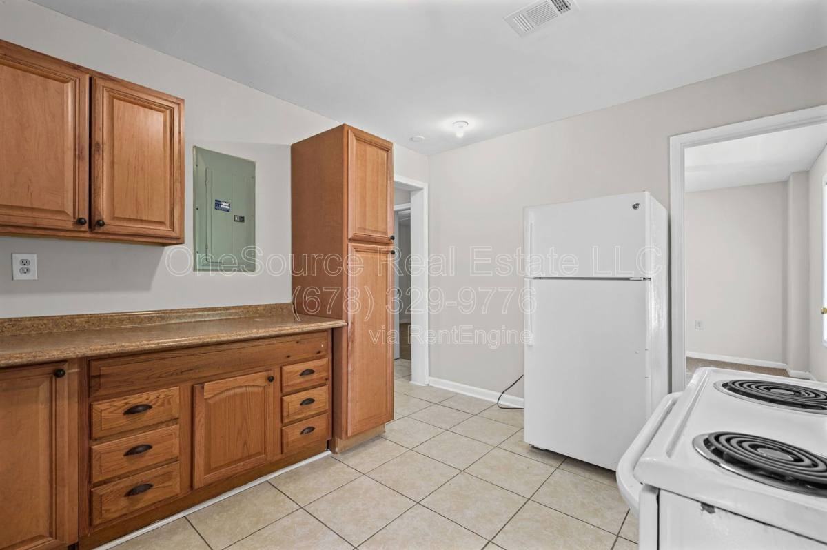 4211 Crestside Rdg #B - Photo 7 of 10