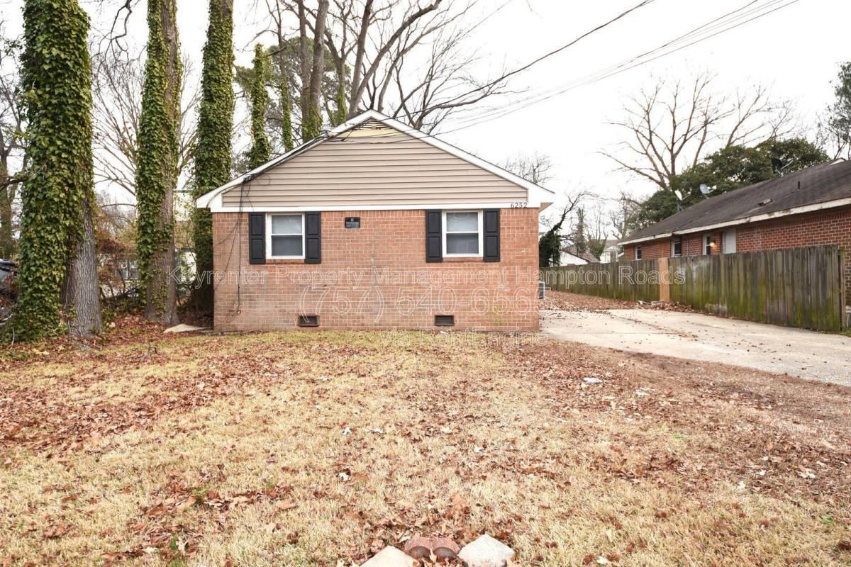 6252 Edward St #B - Photo 2 of 10