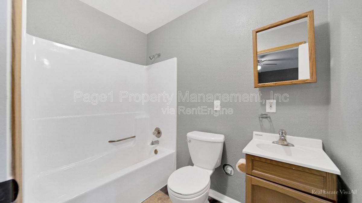 1610 E Rock Falls Rd #2 - Photo 3 of 5