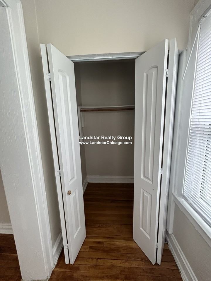 7737 N Sheridan Rd #1 - Photo 6 of 16