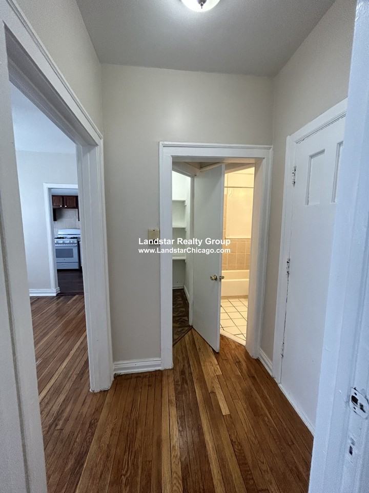 7737 N Sheridan Rd #1 - Photo 7 of 16