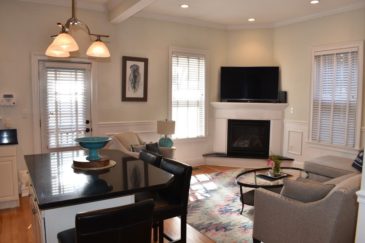 62 H St #1 - Photo 4 of 17