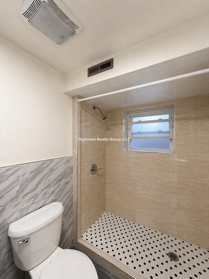 1234 W Arthur Ave #GB - Photo 4 of 14