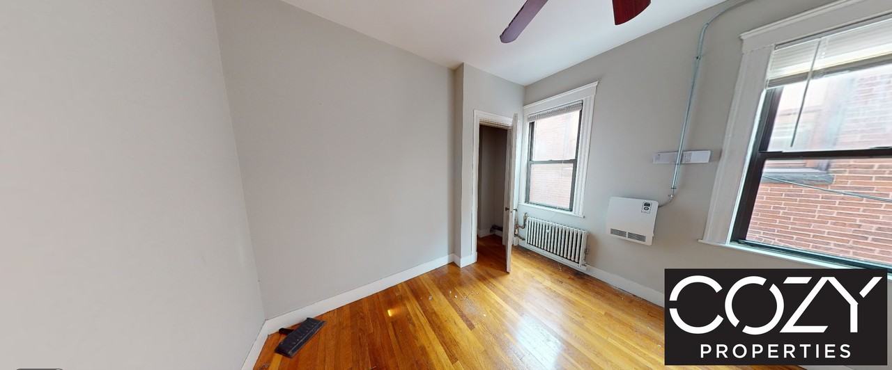 48 Jfk St #9 - Photo 4 of 5