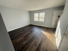 featured image of 841 Vista View Ln #6-8