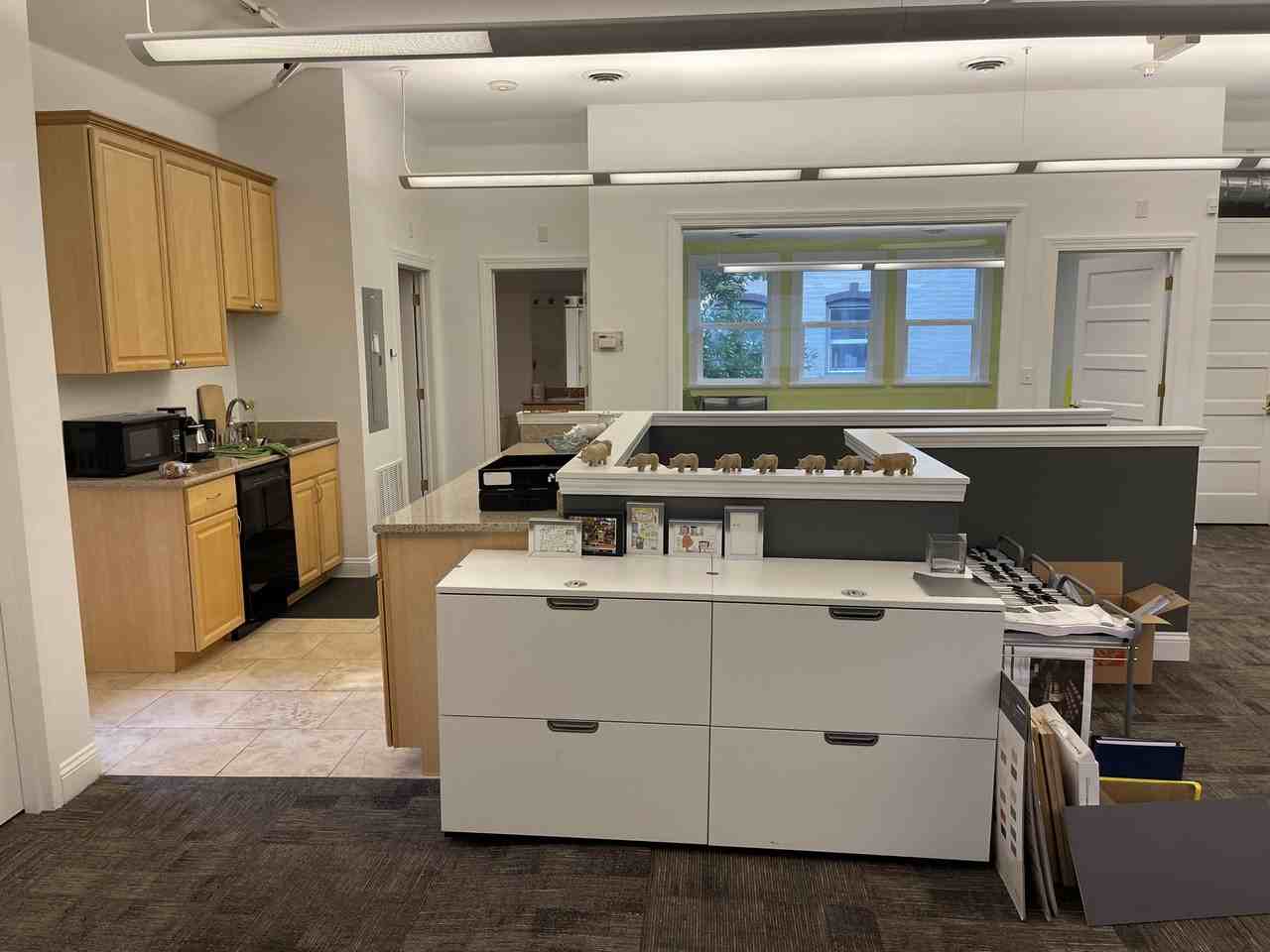 1760 Gaylord St #3M - Photo 3 of 12