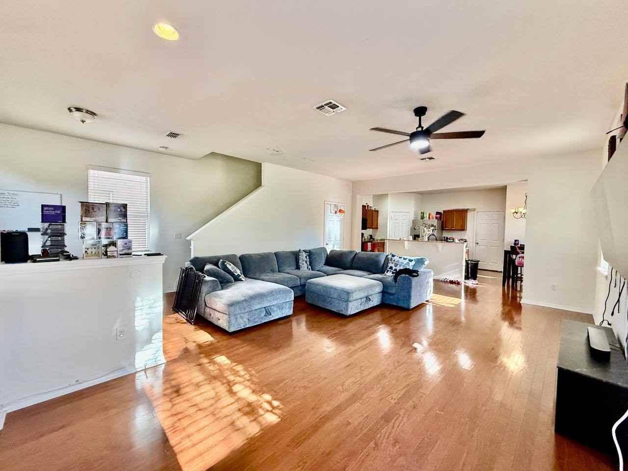 9044 Aspen Hollow Pl - Photo 5 of 27