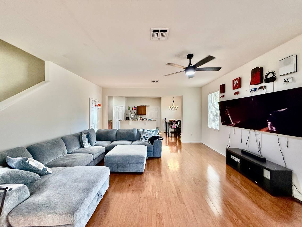 9044 Aspen Hollow Pl - Photo 6 of 27