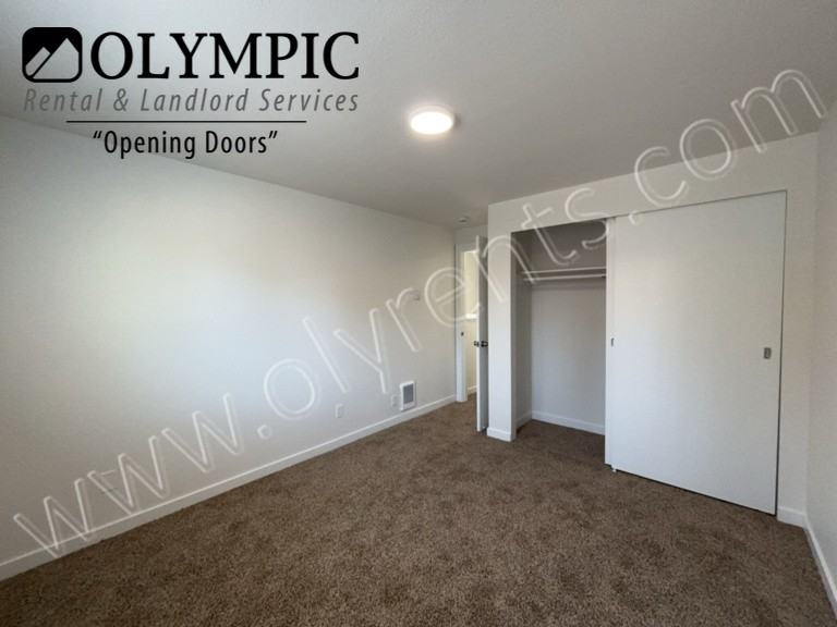 2137 Conger Ave Nw - Photo 7 of 16