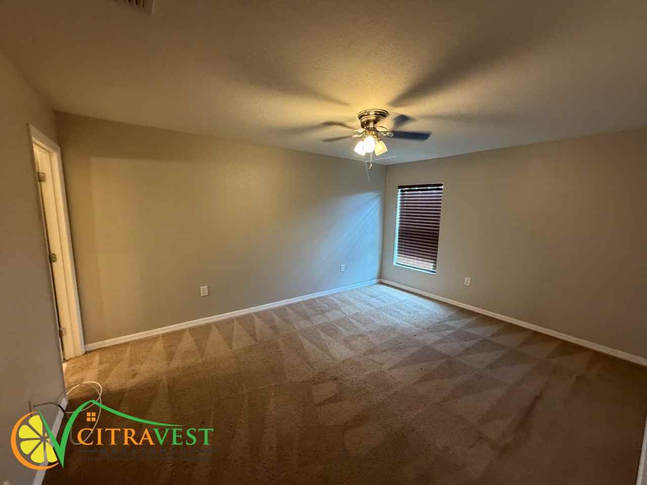 4823 Summerfield Cir - Photo 4 of 10