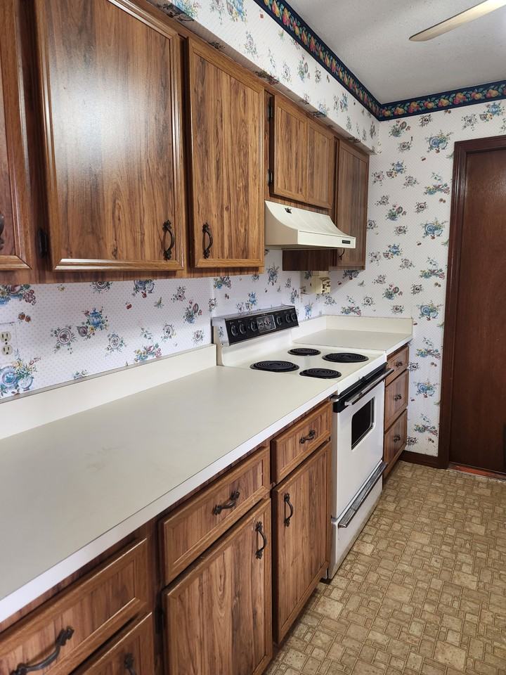 415 Shangri La Cir - Photo 4 of 21