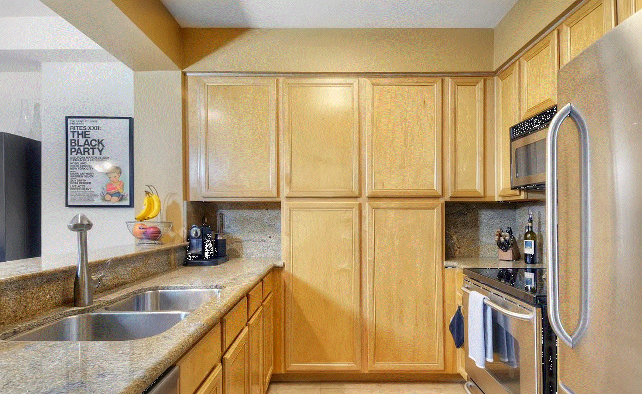 415 N 2nd St - Photo 4 of 8