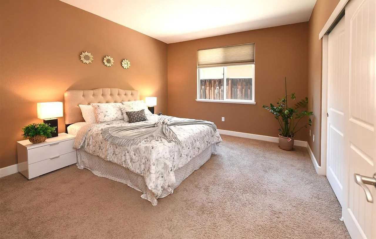 2527 Cipriani - Photo 2 of 19