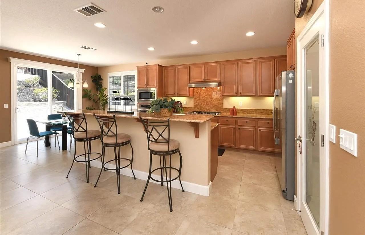 2527 Cipriani - Photo 7 of 19