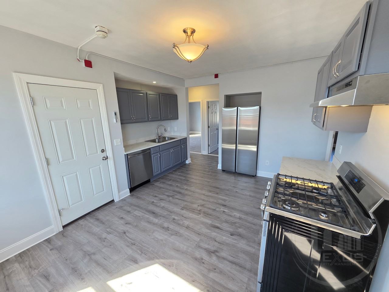 228 Atwells Ave - Photo 7 of 17