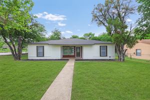 featured image of 913 Estelle Ave