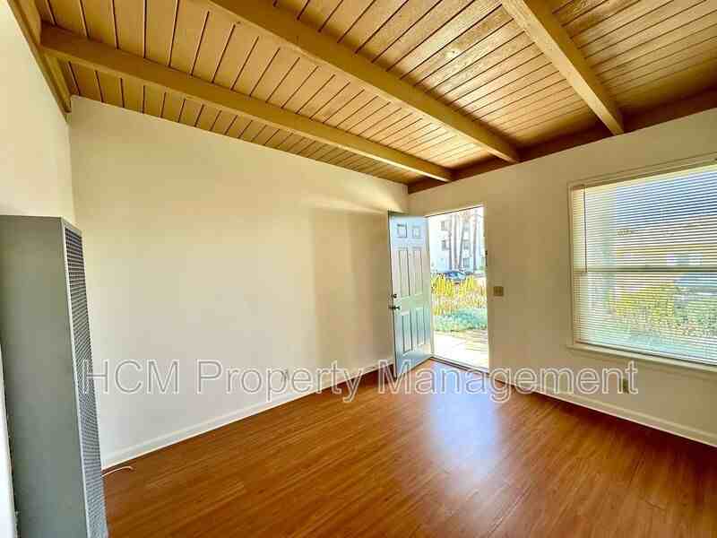 103 Avenida Carmelo #G - Photo 2 of 8