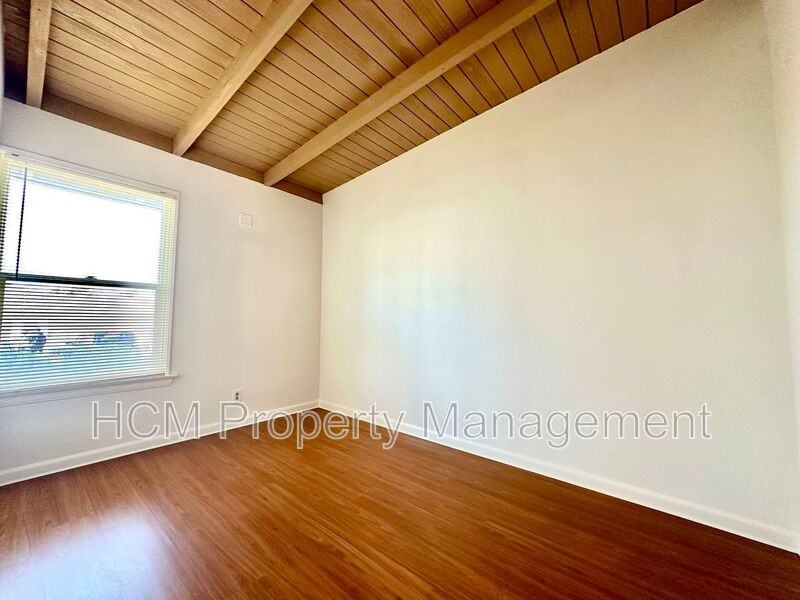103 Avenida Carmelo #G - Photo 4 of 8