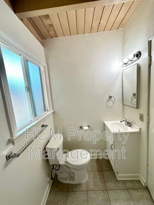 103 Avenida Carmelo #G - Photo 5 of 8