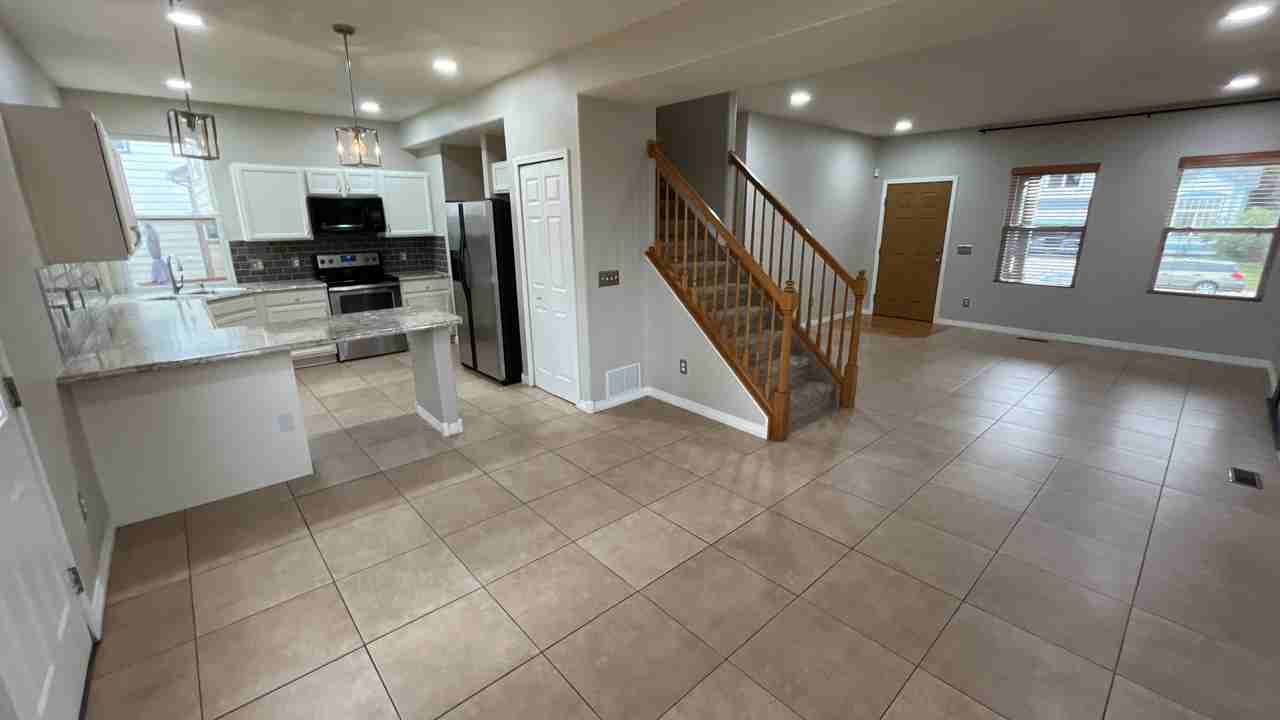 8063 Cooper River Dr - Photo 3 of 14