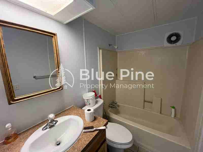 925 Wilson Ave #23 - Photo 4 of 5