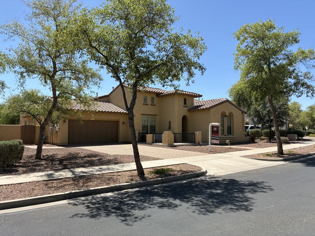 20973 W Cora Vis - Photo 3 of 50