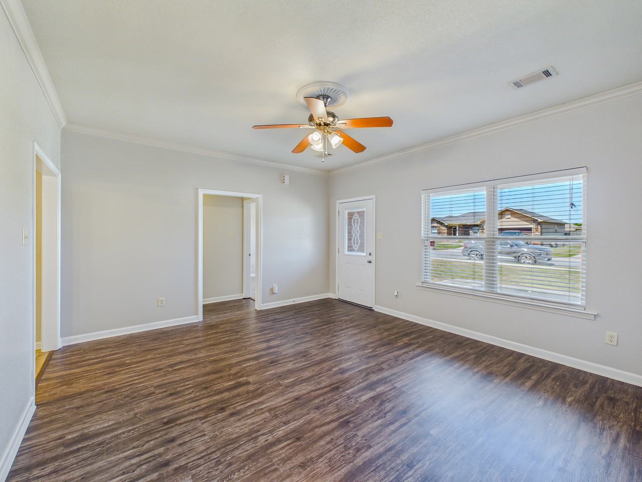 29 Green Apple - Photo 4 of 18