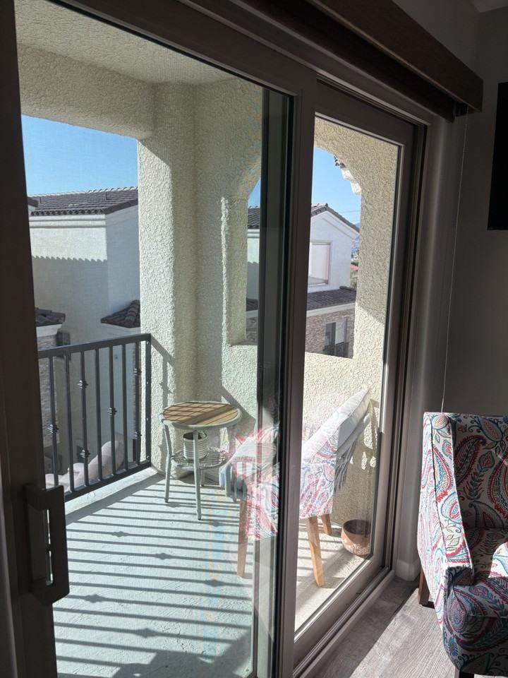 2042 Swanson Ave #A - Photo 4 of 13