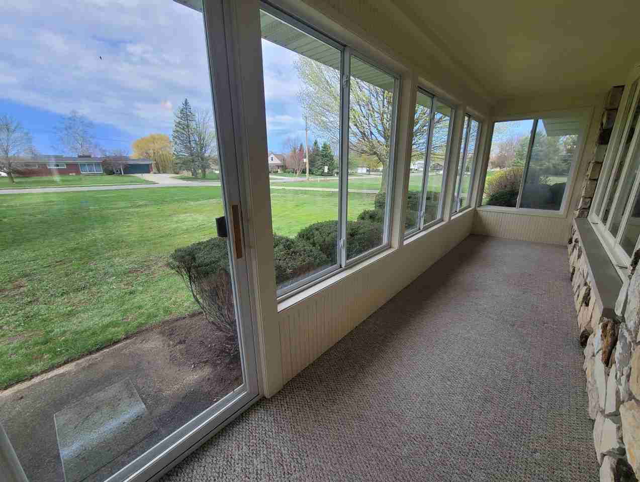 4737 61st St - Photo 5 of 21