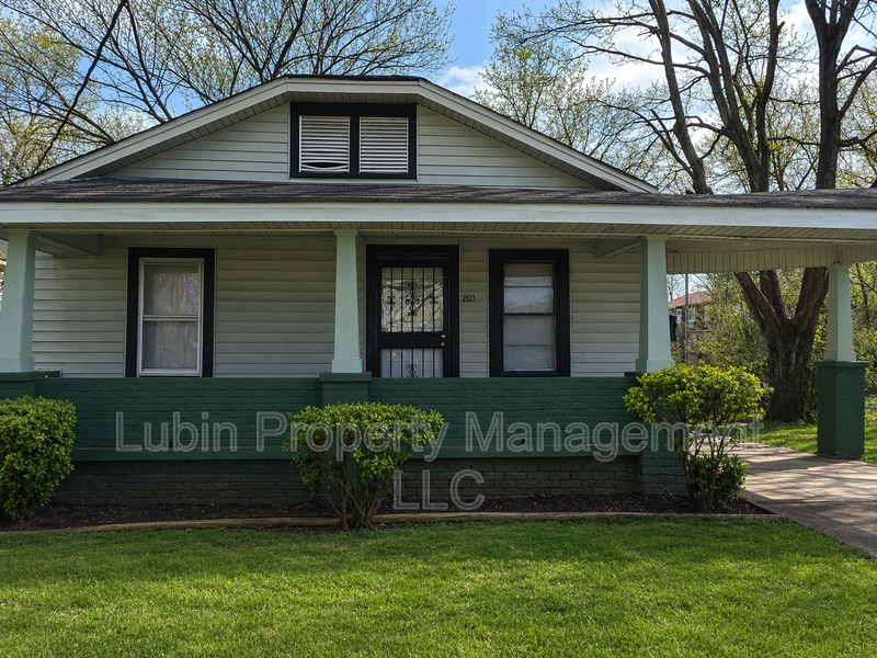 2527 Calvert Ave