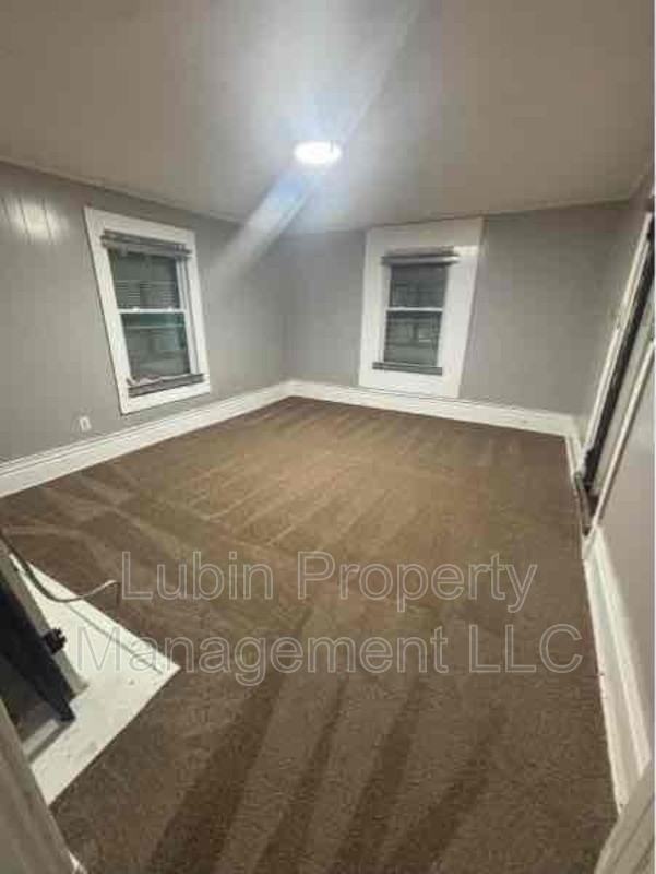 1207 Cannon St - Photo 4 of 7