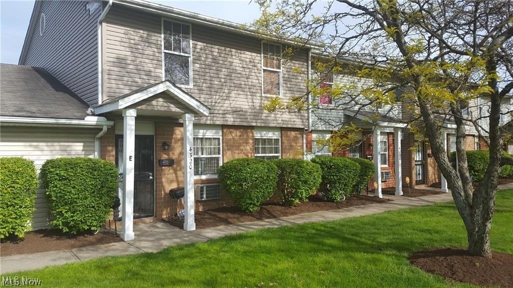 4320 E 167th St #C - Photo 2 of 12