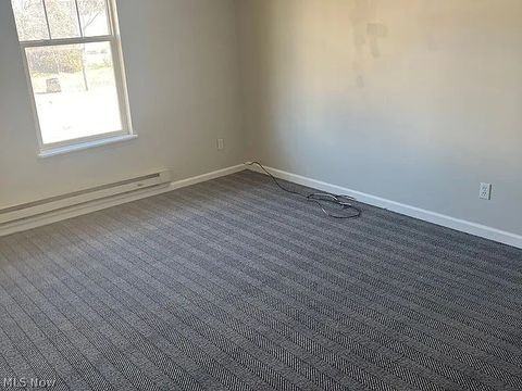 4320 E 167th St #C - Photo 6 of 12