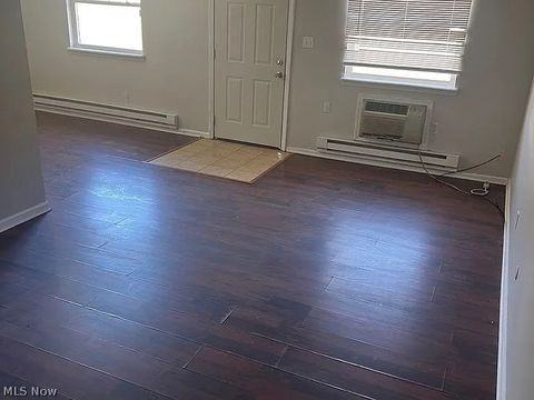 4320 E 167th St #C - Photo 7 of 12