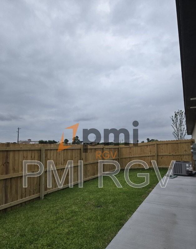 2605 Brookside Bent St #1 - Photo 7 of 13