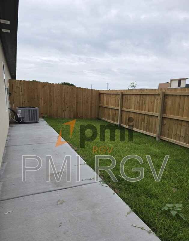 2605 Brookside Bent St #3 - Photo 7 of 12