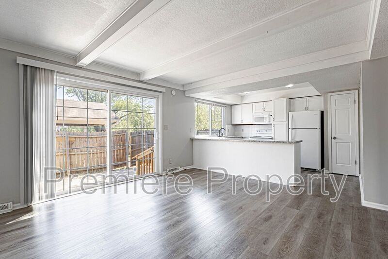 6202 E 129th St - Photo 4 of 14