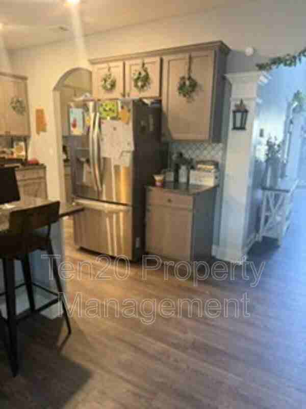 106 White Oak Pl - Photo 2 of 13