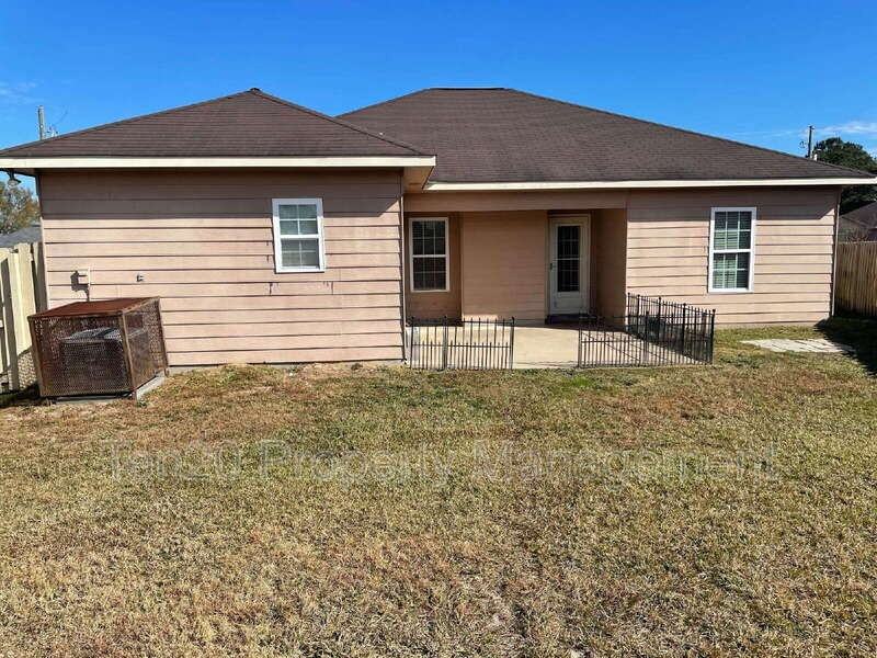 5715 Boby Dr - Photo 4 of 21