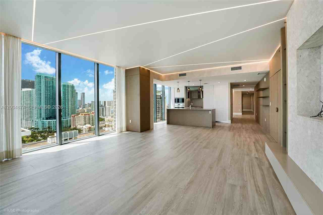 NE 24th St & Biscayne Blvd - Photo 4 of 14