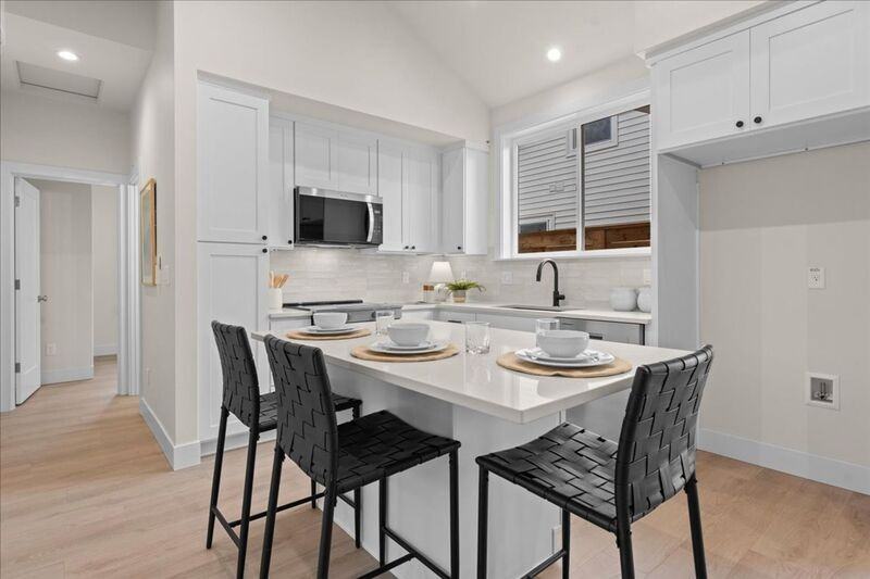 6703 Se 69th Ave #B - Photo 4 of 21