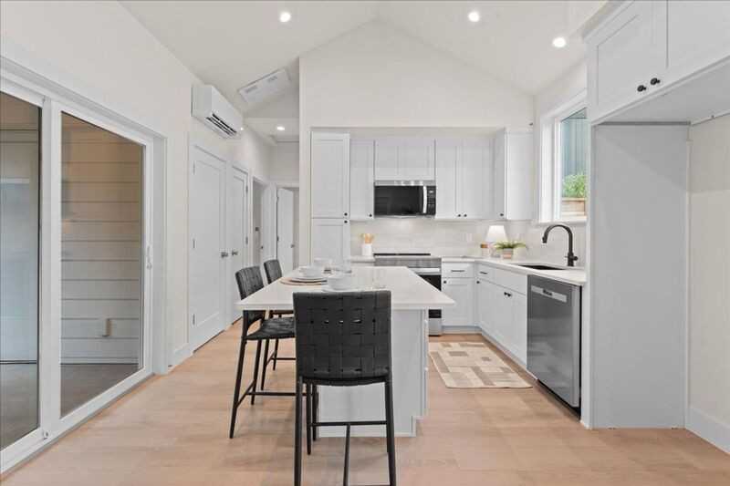 6703 Se 69th Ave #B - Photo 5 of 21