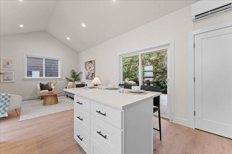 6703 Se 69th Ave #B - Photo 6 of 21