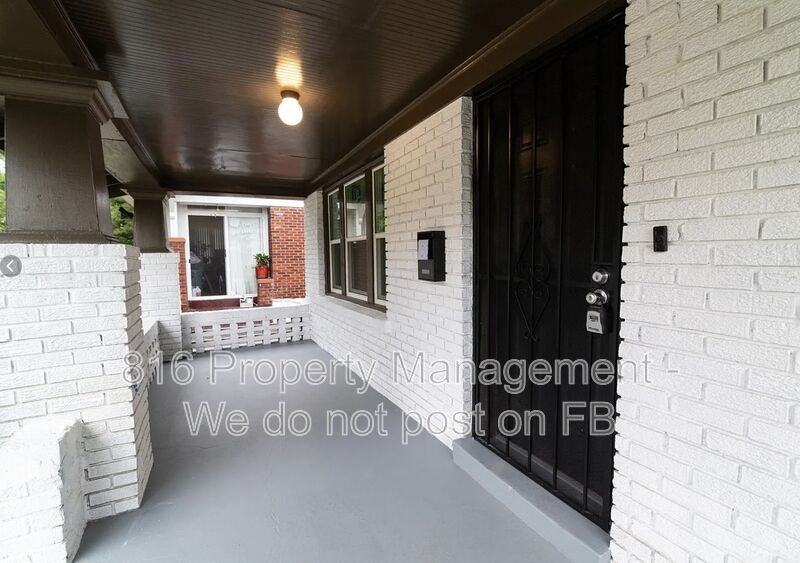 5815 Euclid Ave - Photo 2 of 23