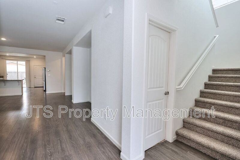 10945 Merrick Way - Photo 7 of 50