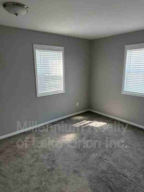 80 Myron St #1 - Photo 7 of 10