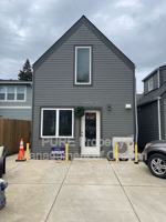 featured image of 5026 N Harvard St #C