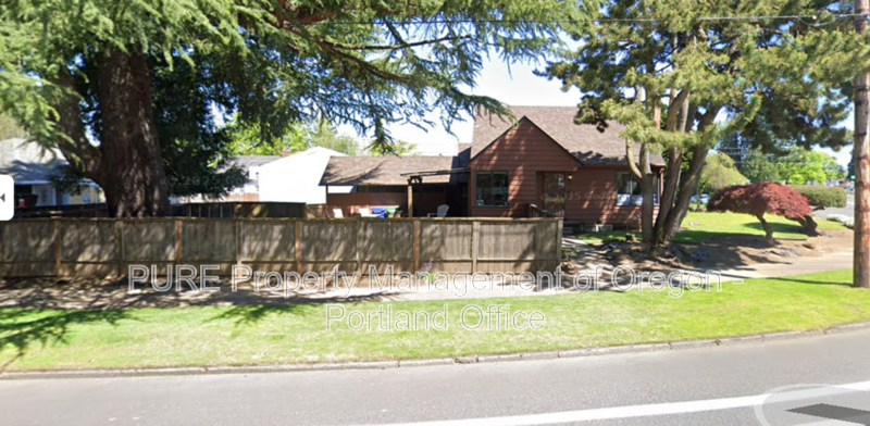 4751 N Willamette Blvd - Photo 2 of 3